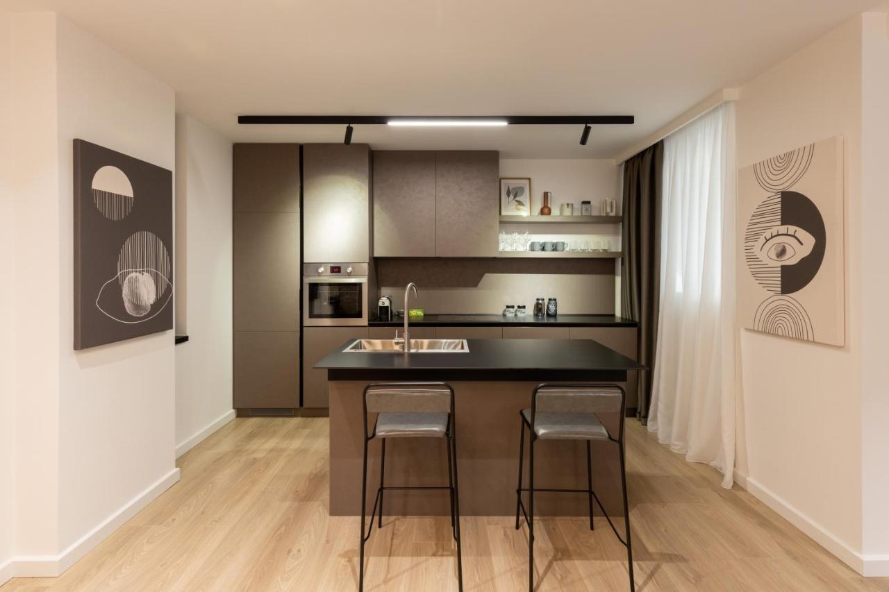 Luxury City Center Apartament