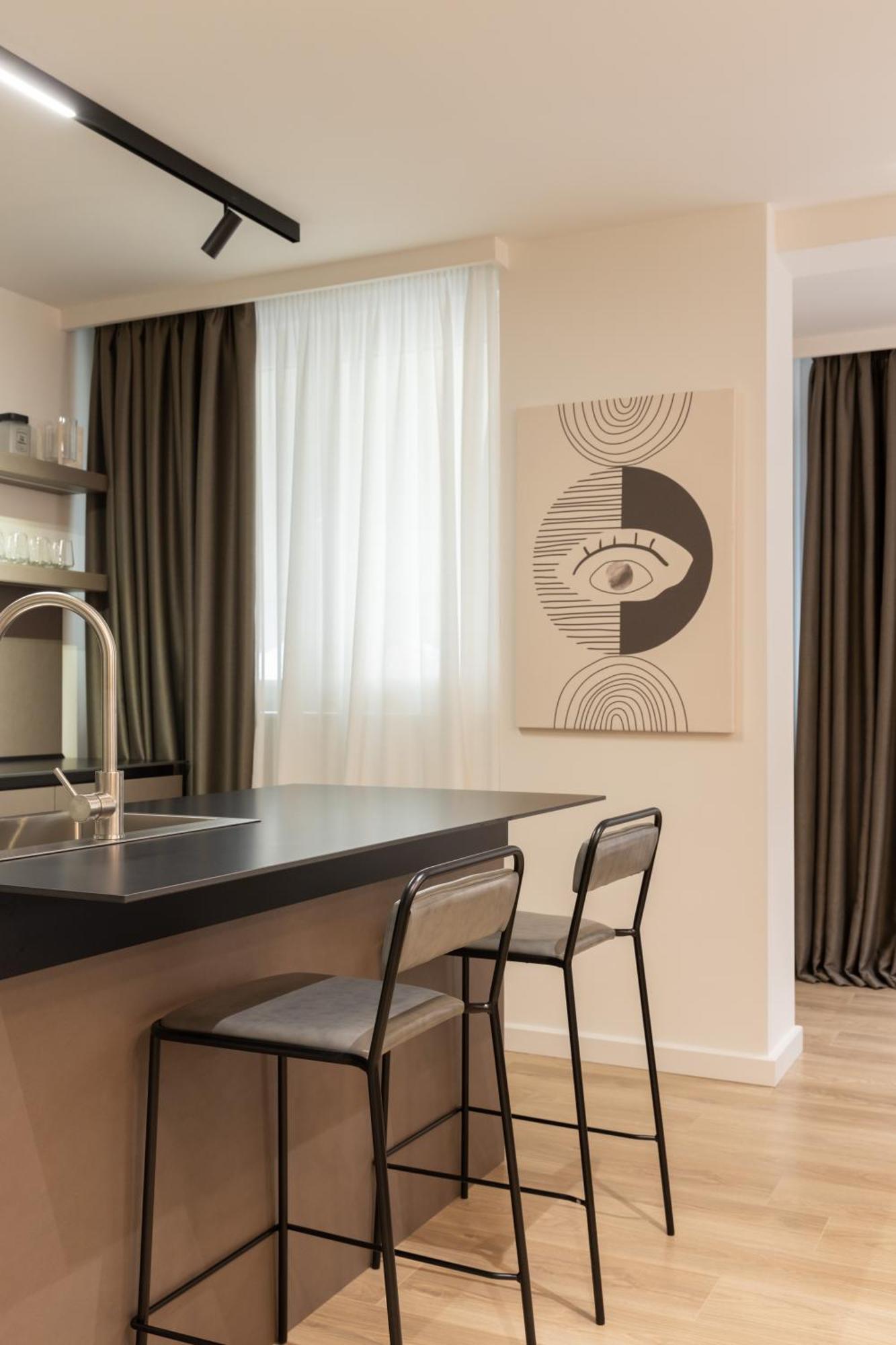 Luxury City Center Apartament *
